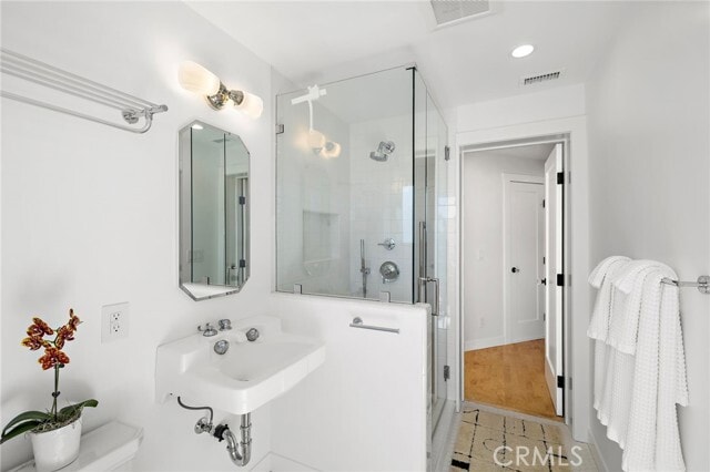 Building Photo - 690 Cuprien Way
