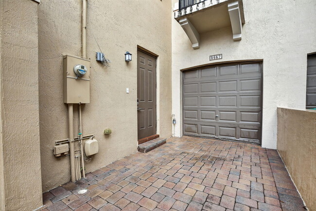 Building Photo - 8657 Blaze Ct