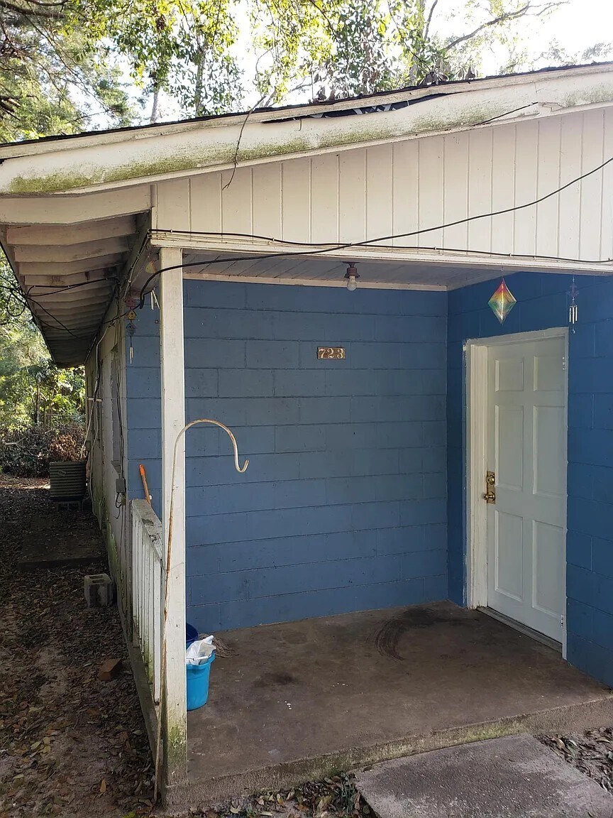 Building Photo - 723 Efferson St