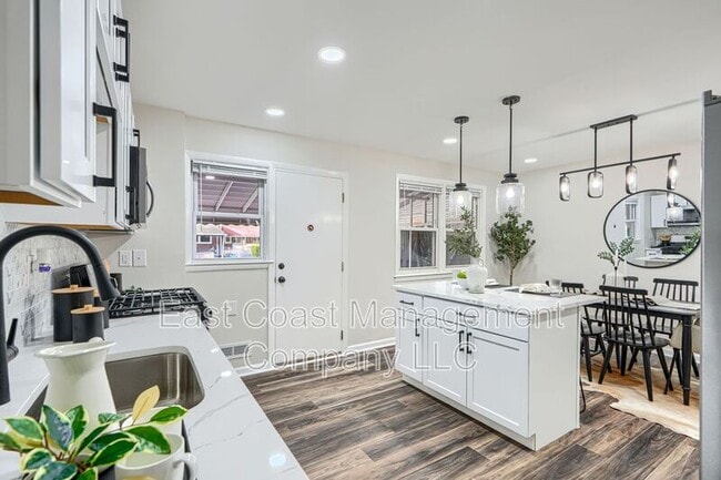 Building Photo - 1221 Glenwood Ave