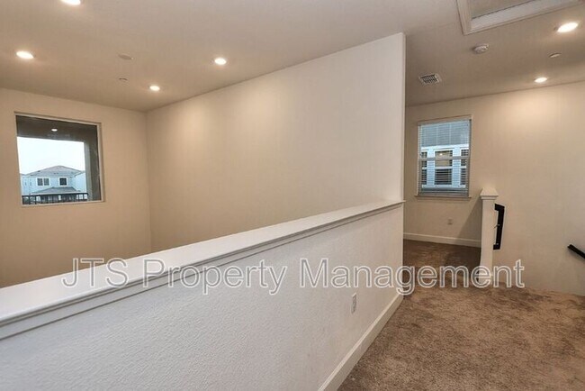 Building Photo - 3606 Nuestra Ave