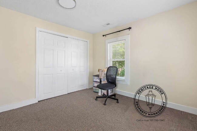 Building Photo - 1058 Mapole Ave