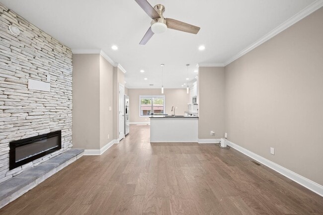 Building Photo - Beautiful 4BR Home with Finished Basement