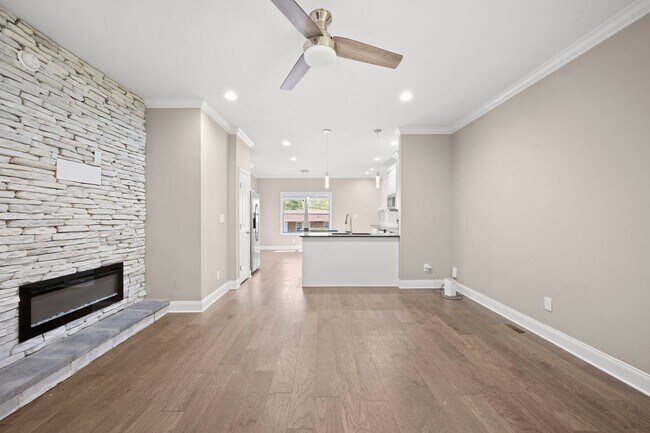 Building Photo - Move-In Special Available! Beautiful 4BR Home with Finished Basement