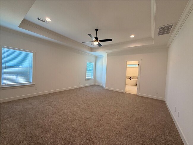 Building Photo - 1230 Fierce Ln