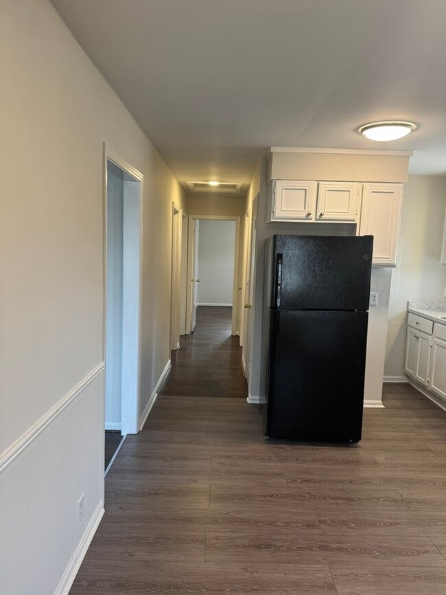 Building Photo - 2909 Clifton Ave