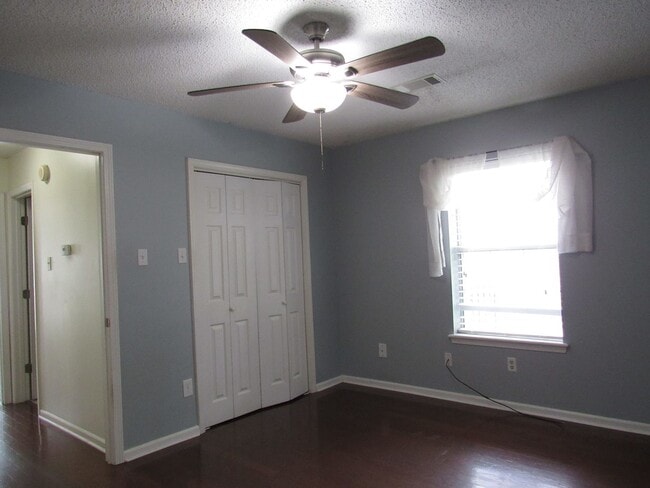 Building Photo - 35 G St