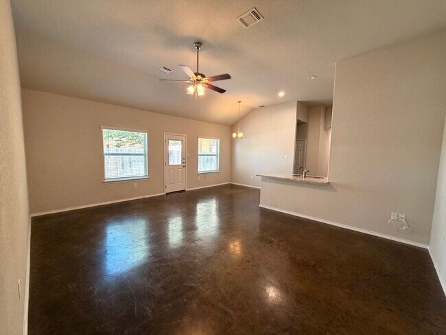 Building Photo - 1127 Renee Way
