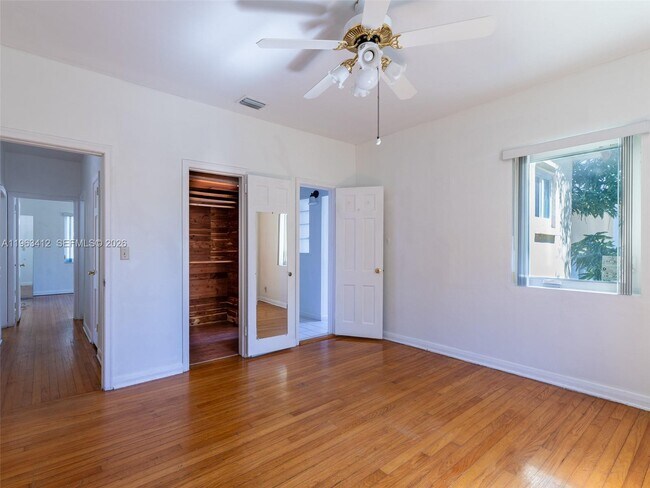 Building Photo - 630 SW 25th Rd