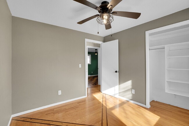 Building Photo - $2,795.00 - $300 OFF First Months' Rent - 5 Bedrooms, 2 Bathrooms, Single Family Home in Broomfie...