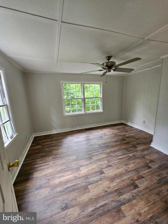 Building Photo - 11775 Stanbaugh Ln