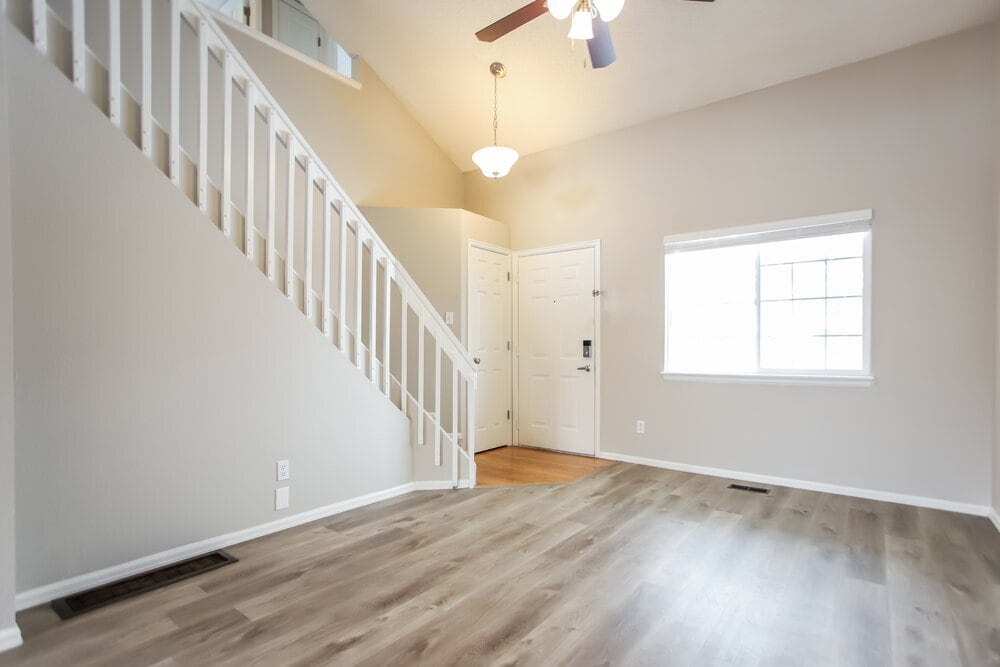 Building Photo - 13587 Bellaire St