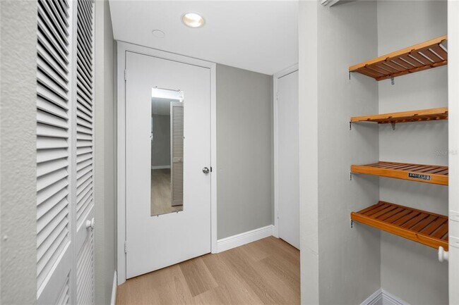 Building Photo - 2333 Feather Sound Dr