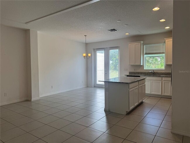 Building Photo - 1236 Countrymen Ct