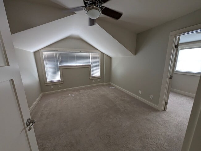 Building Photo - Beautiful 3 Bedroom House right across fro...