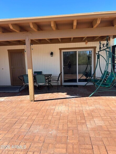 Building Photo - 1172 W Mountain View