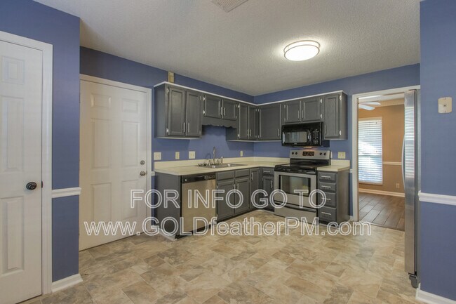 Building Photo - 117 Brenton Ct