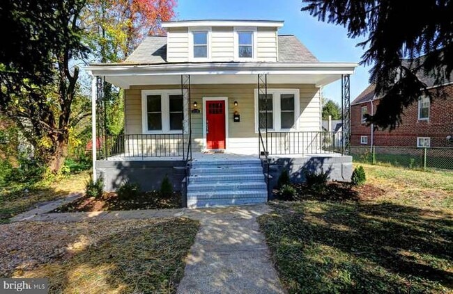 Building Photo - 3110 Louise Ave