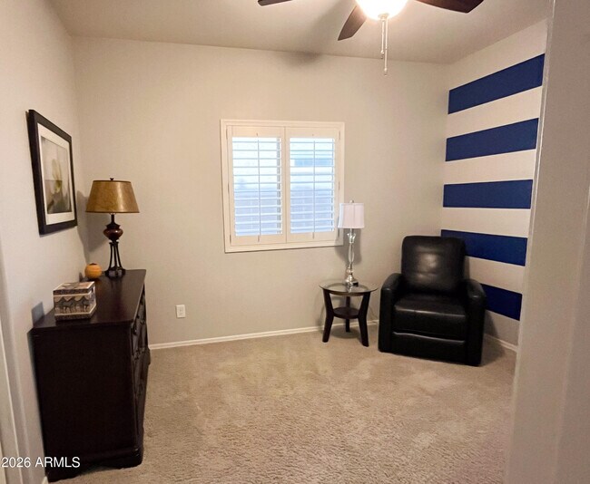 Building Photo - 25935 W Potter Dr