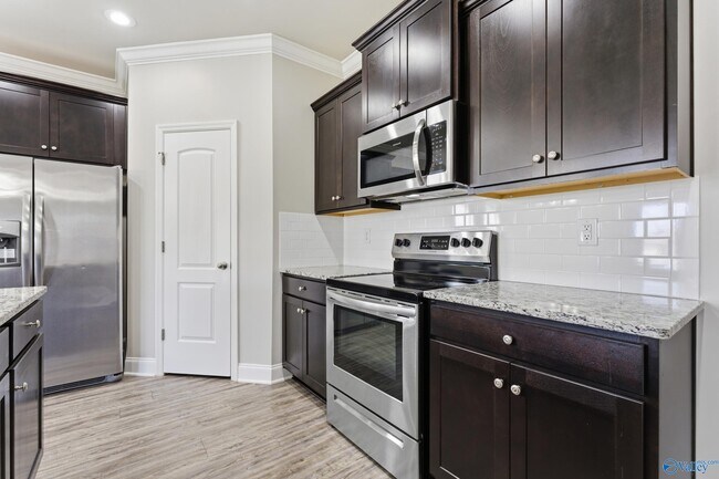 Building Photo - 121 Balboa Rd