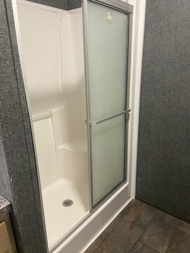 Building Photo - 16303 Dundee Rd