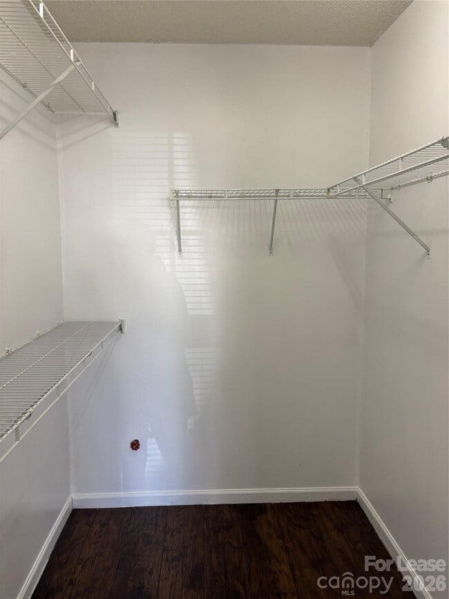 Building Photo - 1641 Clooney Ln