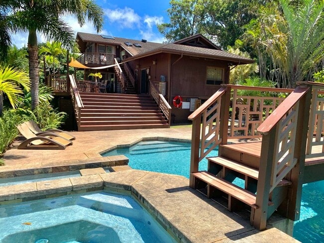 Building Photo - Spacious Haiku Home w/ Pool, Hot Tub, Lofts, Lanais, Ocean & Jungle Views