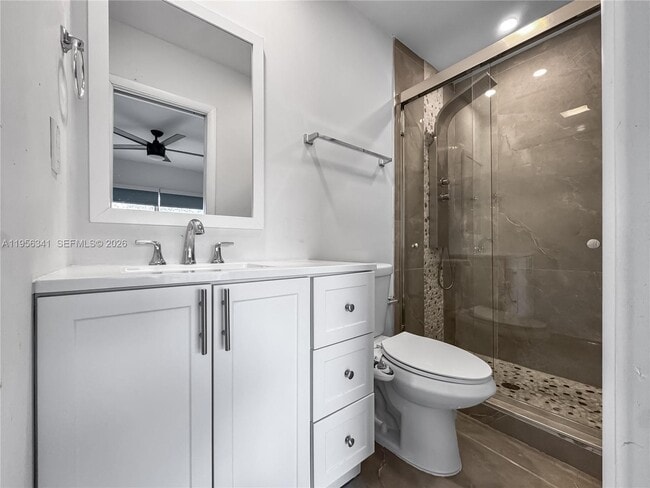 Building Photo - 19100 Bob-O-Link Dr