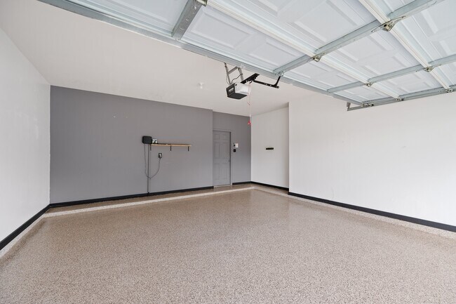 Building Photo - 7731 Malac Rd