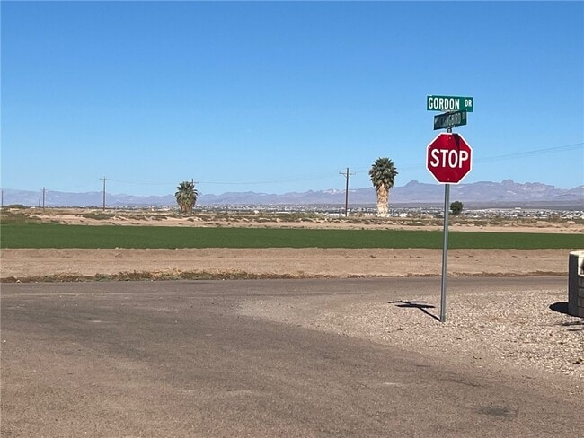 Building Photo - 7789 Mockingbird Dr