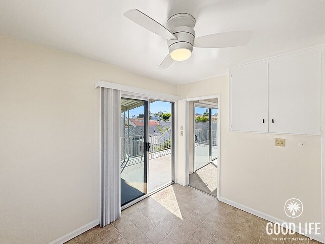 Building Photo - Coastal Living in Point Loma: Bay Views, Large Balcony, 2-Car Garage