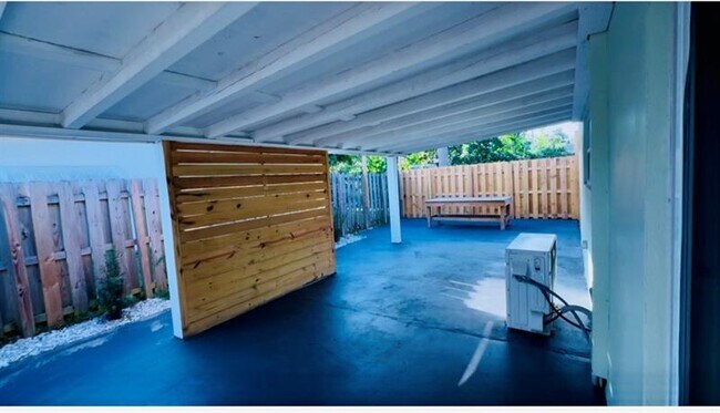 Building Photo - 5940 NW 13th St