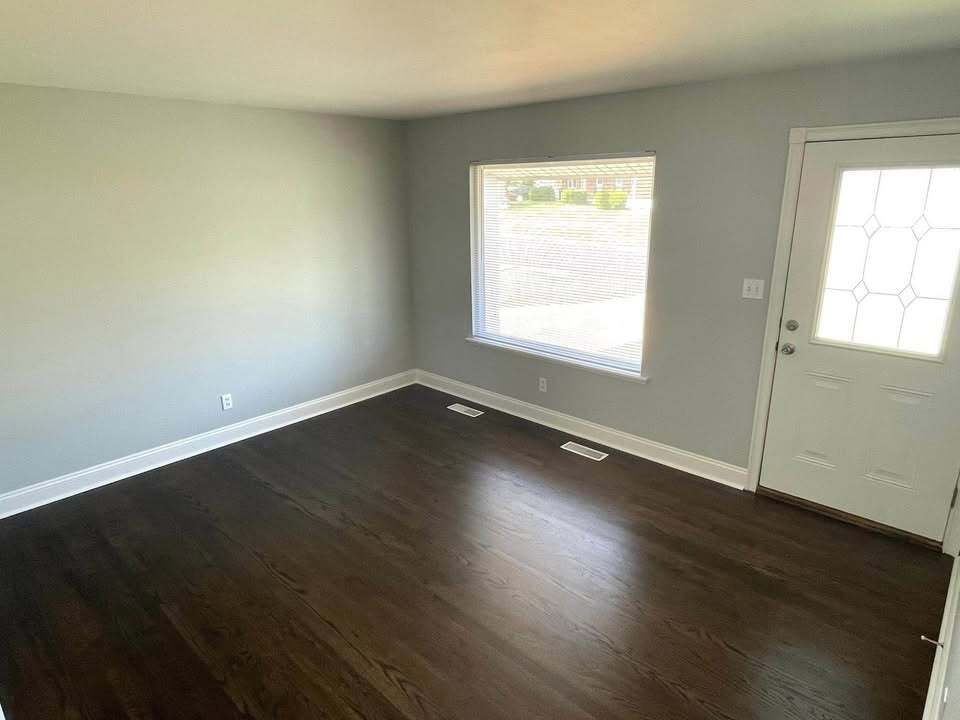 Building Photo - 5307 Crestside Ln