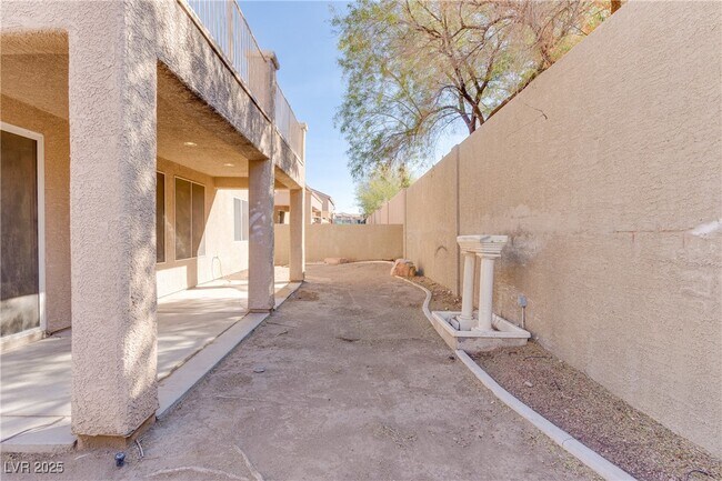 Building Photo - 523 Moses Lake Ct