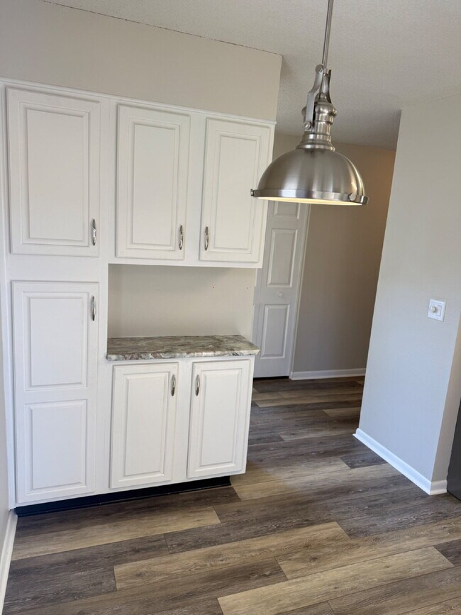 Building Photo - 2-Bed, 2-Bath Condo, The Greens/Waynesville NC