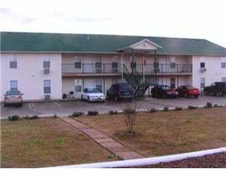 Primary Photo - College Avenue Apartments