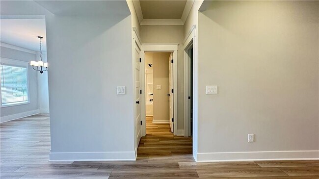 Building Photo - 5343 Milford Dr