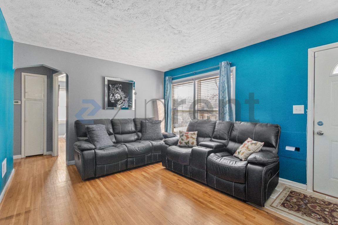 Building Photo - 4019 N 44th St