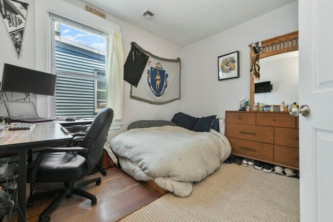 Building Photo - 34-36 Boston St