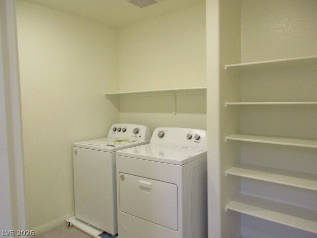 Building Photo - 420 Canary Song Dr