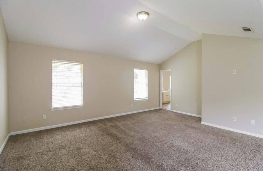 Building Photo - 6849 Fireside Ln