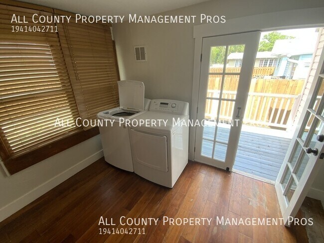 Building Photo - 1150 Pattison Ave