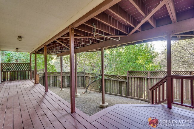 Building Photo - Spacious Los Altos Hills Home with Stunnin...