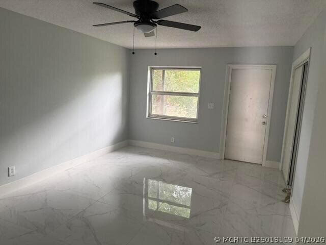 Building Photo - 4210 Riverside Dr