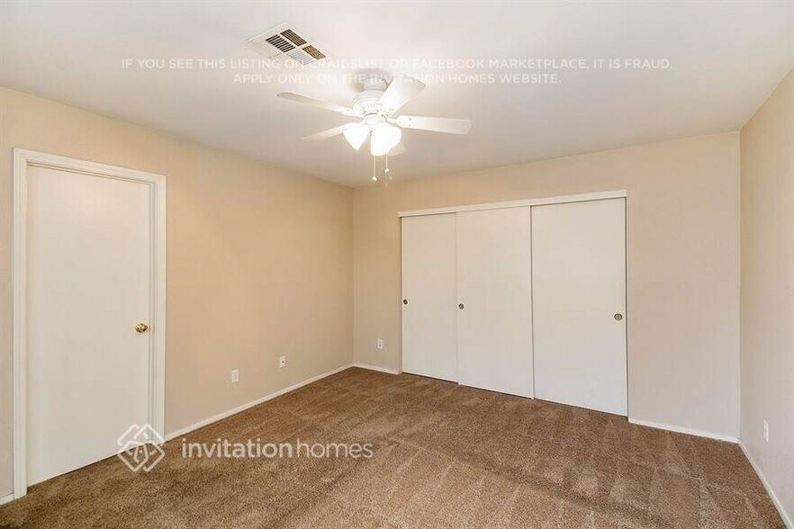 Building Photo - 5925 Kenmore St