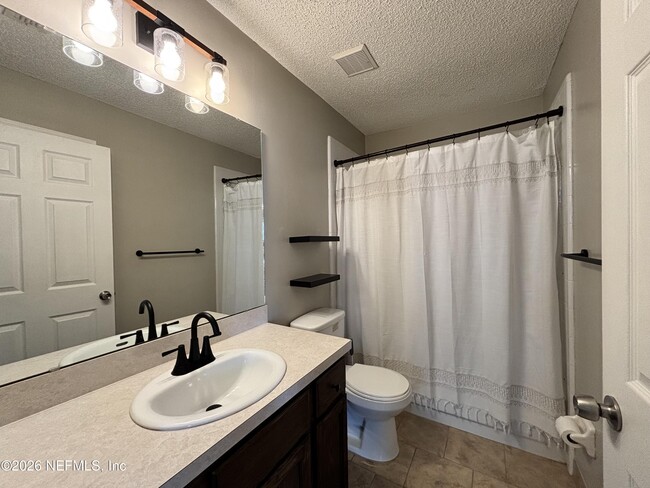 Building Photo - 8467 Charlesgate Cir E