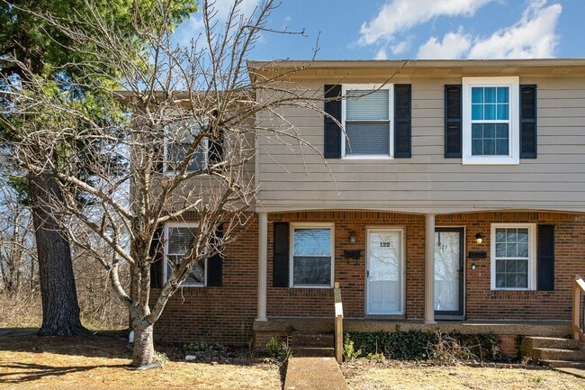 Primary Photo - 5510 Country Dr