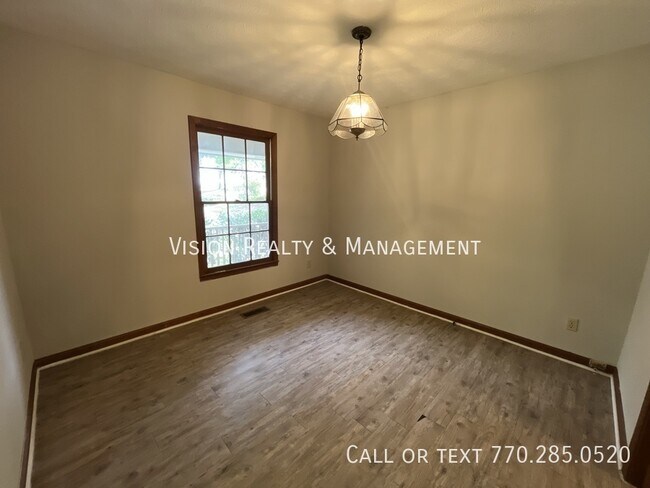Building Photo - 55 S Greenwood Dr