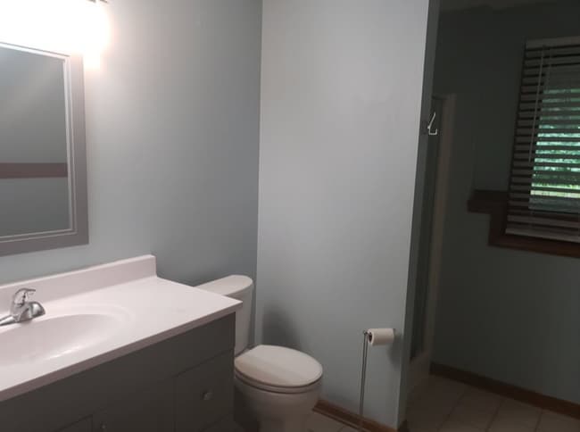 Building Photo - 290 Garfield St