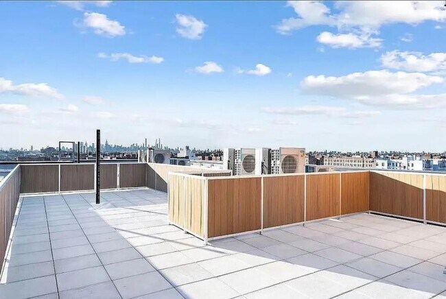 Building Photo - 0 bedroom in JACKSON HEIGHTS NY 11372